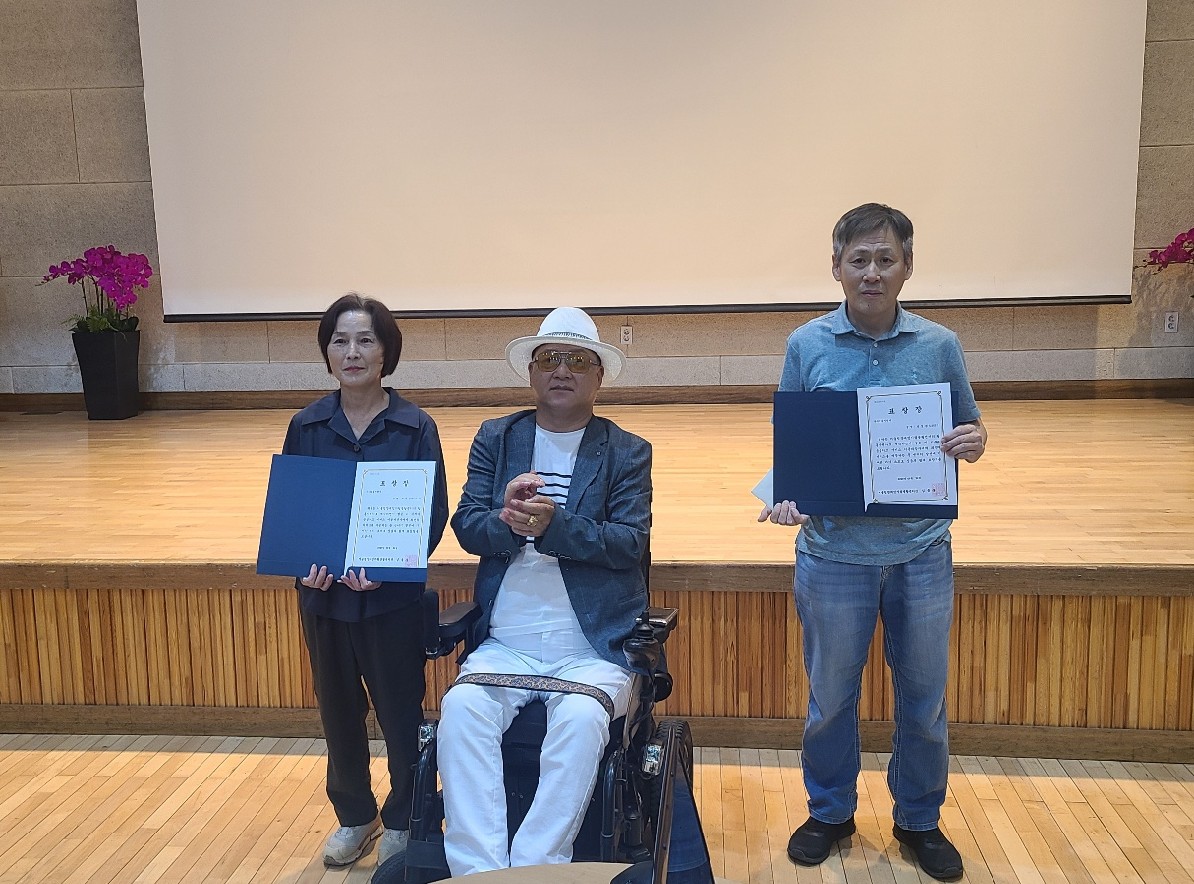 /user/g/gjcil/editor/2510/7186c9b9ee4cc5293c89a36c3d61268b_1760949570_8917.png 이미지크게보기