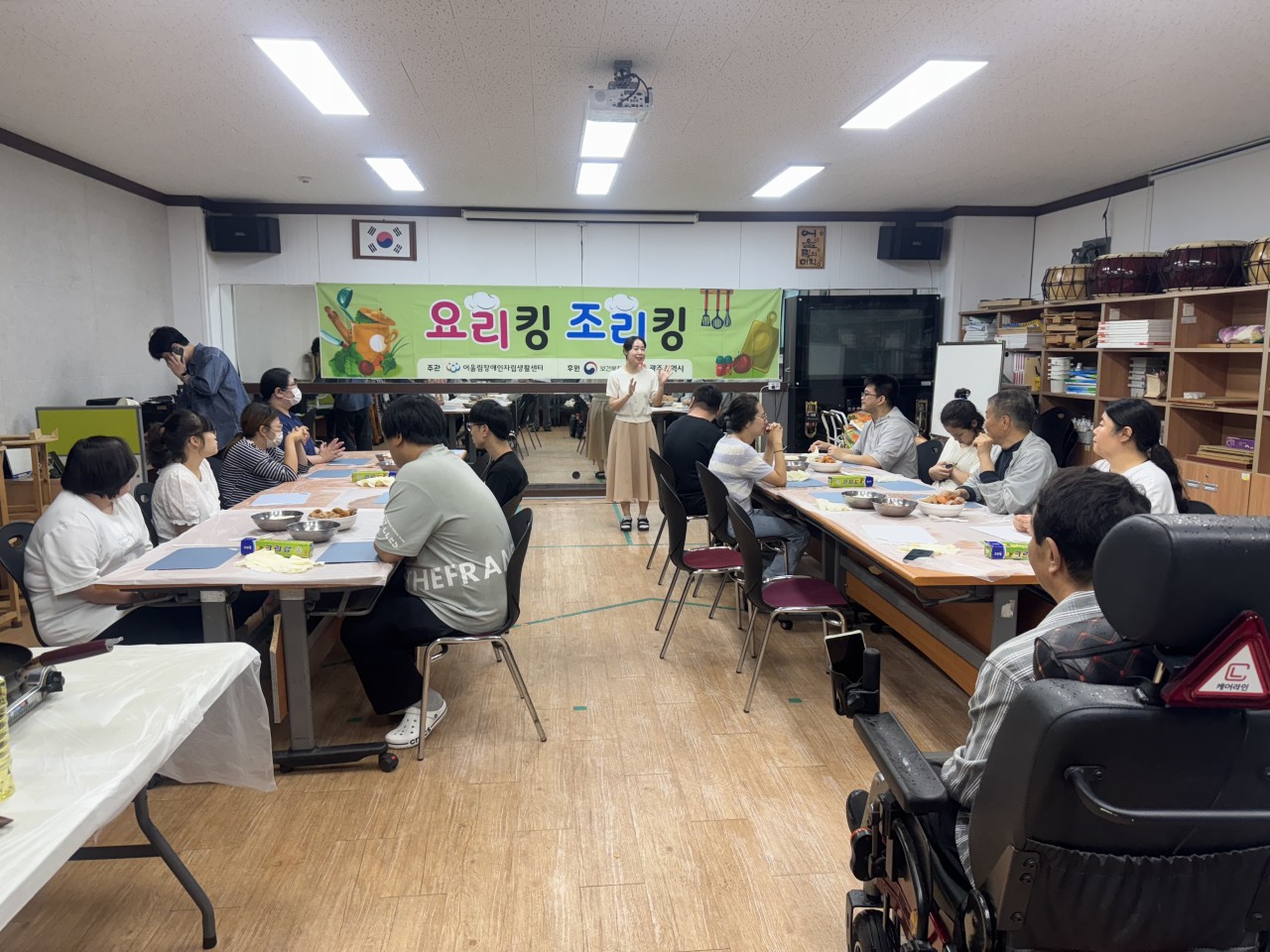 /user/g/gjcil/editor/2510/7186c9b9ee4cc5293c89a36c3d61268b_1760949639_7392.jpg 이미지크게보기