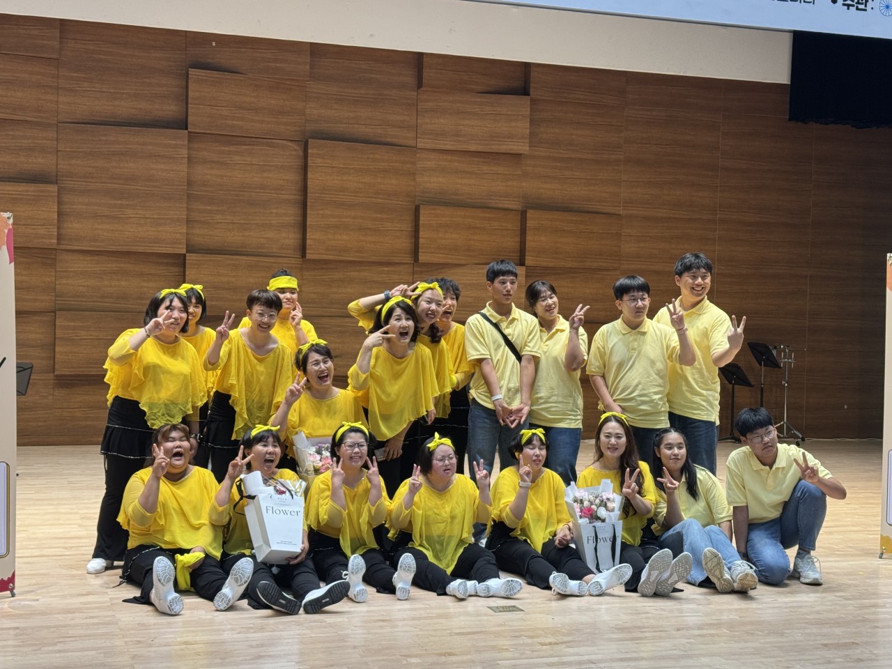 /user/g/gjcil/editor/2510/7186c9b9ee4cc5293c89a36c3d61268b_1760949744_5015.jpg 이미지크게보기