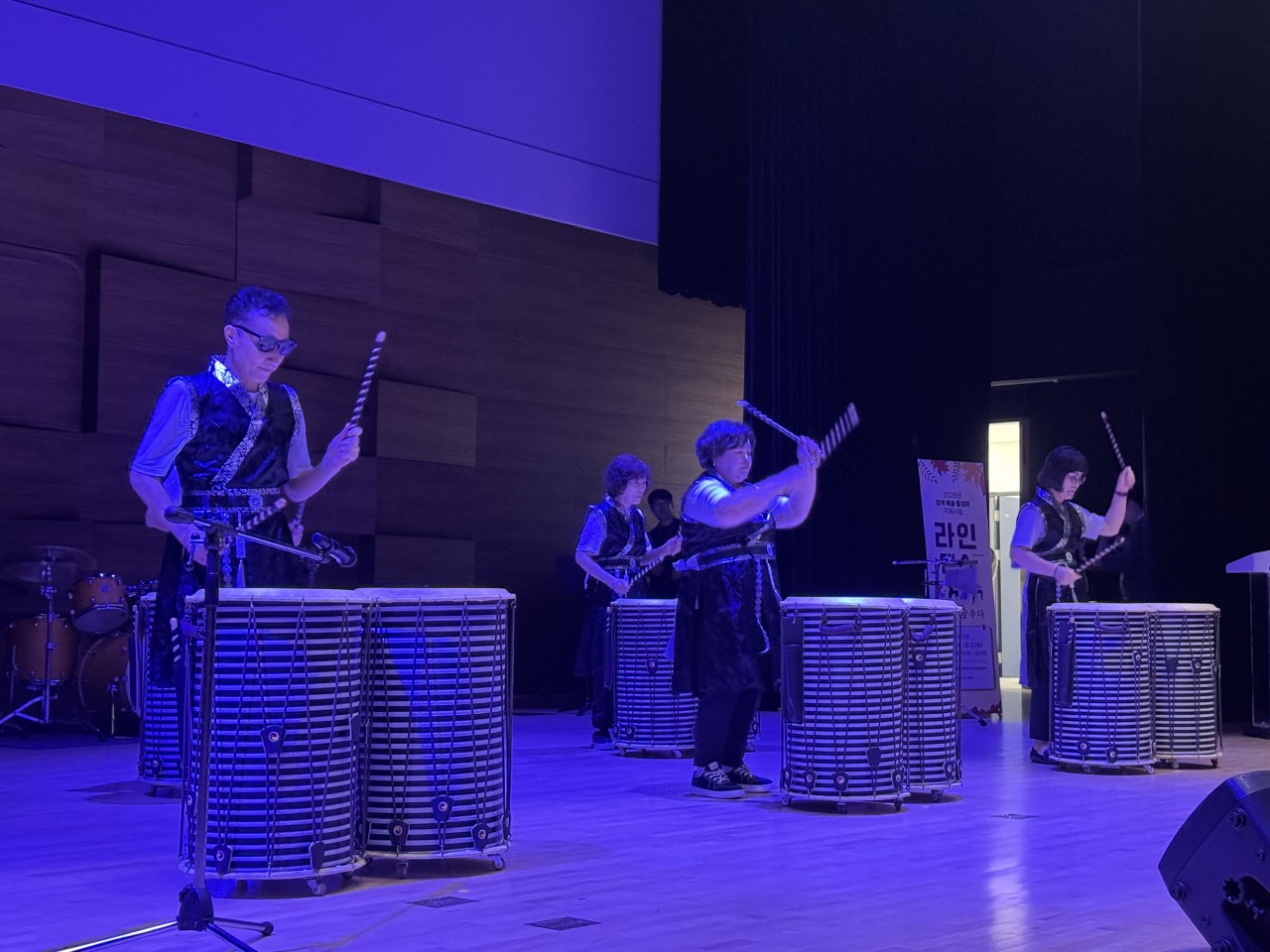 /user/g/gjcil/editor/2510/7186c9b9ee4cc5293c89a36c3d61268b_1760949752_4336.jpg 이미지크게보기