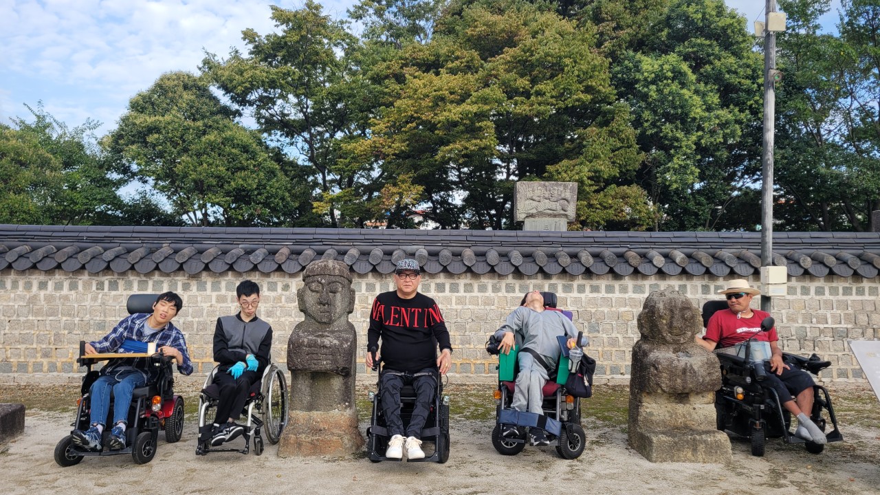 /user/g/gjcil/editor/2510/7186c9b9ee4cc5293c89a36c3d61268b_1760949910_0956.jpg 이미지크게보기