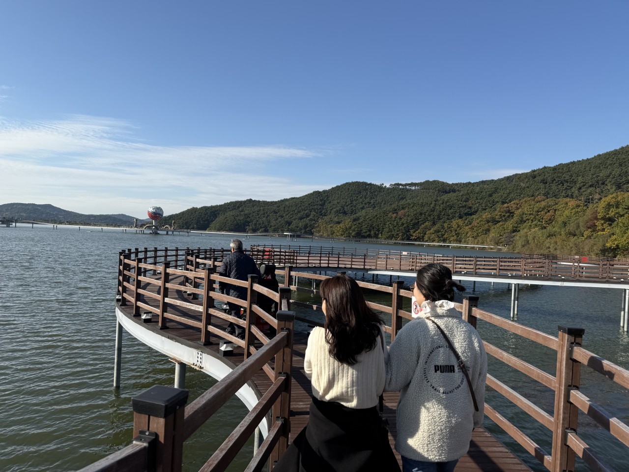 /user/g/gjcil/editor/2512/5d2746d2e6ac6aedfe8a8149bb876229_1765238631_6547.jpg 이미지크게보기