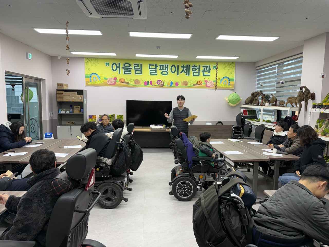 /user/g/gjcil/editor/2512/9a00ef7b9d5e8fcafbc027a2b56a2863_1765958102_8119.jpg 이미지크게보기