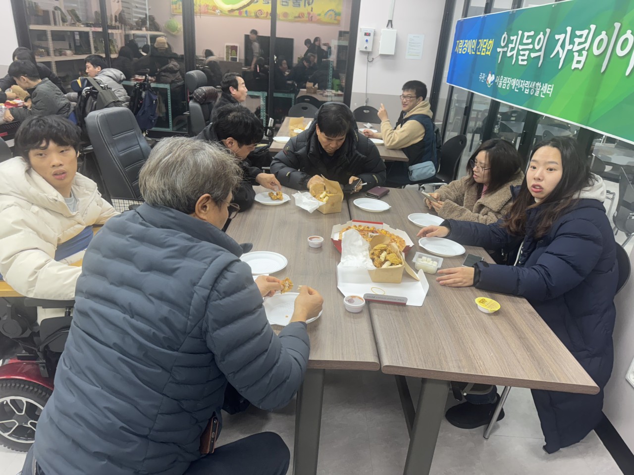 /user/g/gjcil/editor/2512/9a00ef7b9d5e8fcafbc027a2b56a2863_1765958103_1503.jpg 이미지크게보기